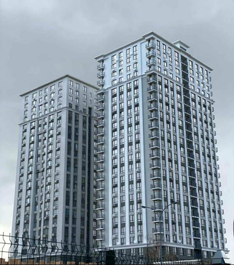 Solo Apartment Kamenskaya Kiev Luaran gambar