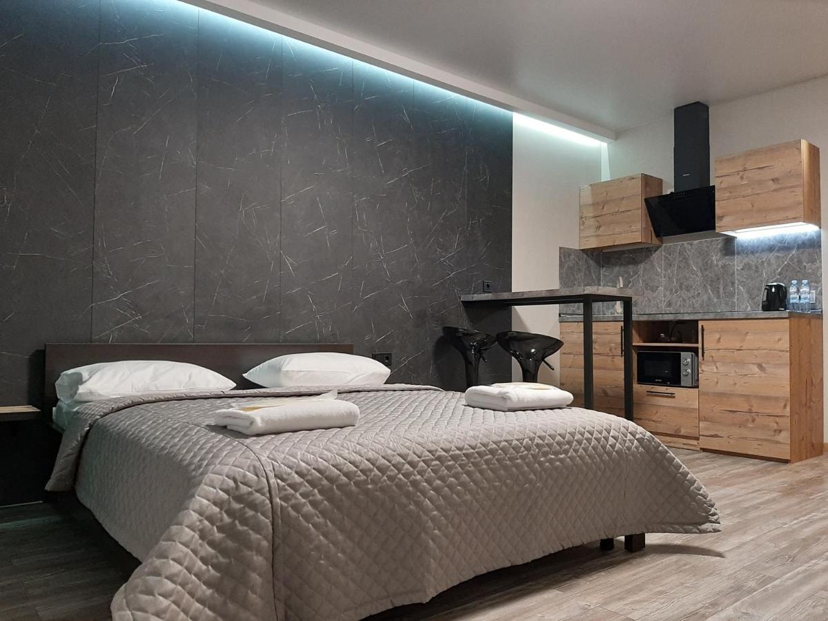 Solo Apartment Kamenskaya Kiev Luaran gambar